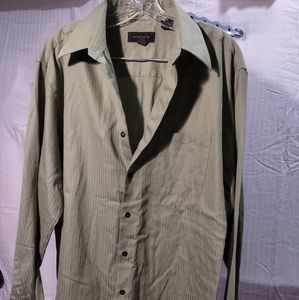 (350) A[X]IST, size16, 34/35, light green,Button down front, Dress shirt